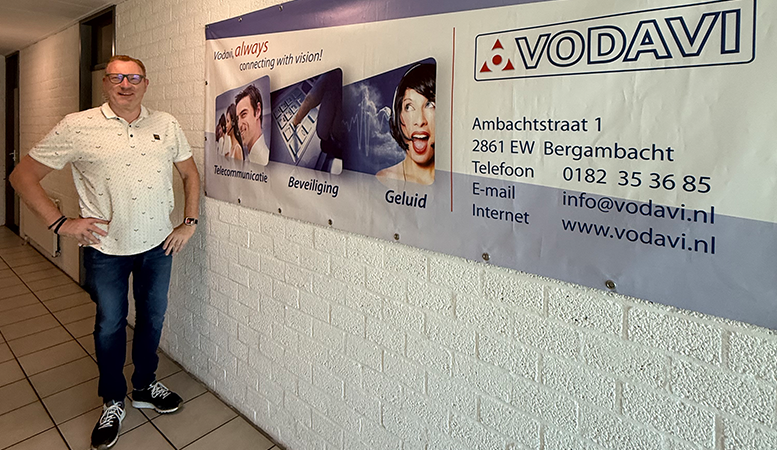 /